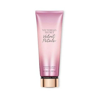 CREME VELVET PETALS VICTORIA`S SECRET
